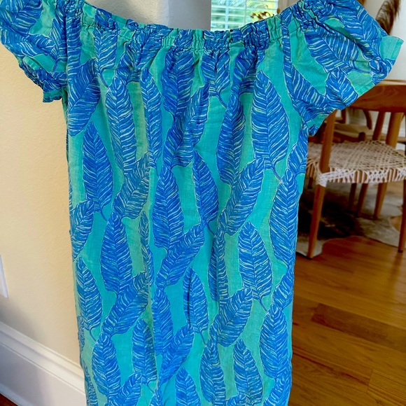 Vineyard Vines Other - Vineyard vines swim coverup/dress